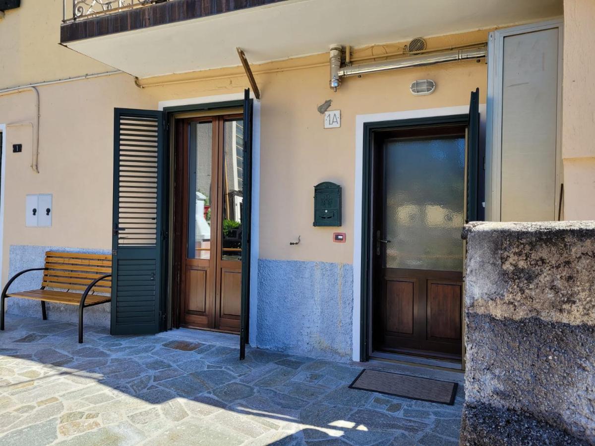 Il Pozzo Apartment Tremezzo Luaran gambar